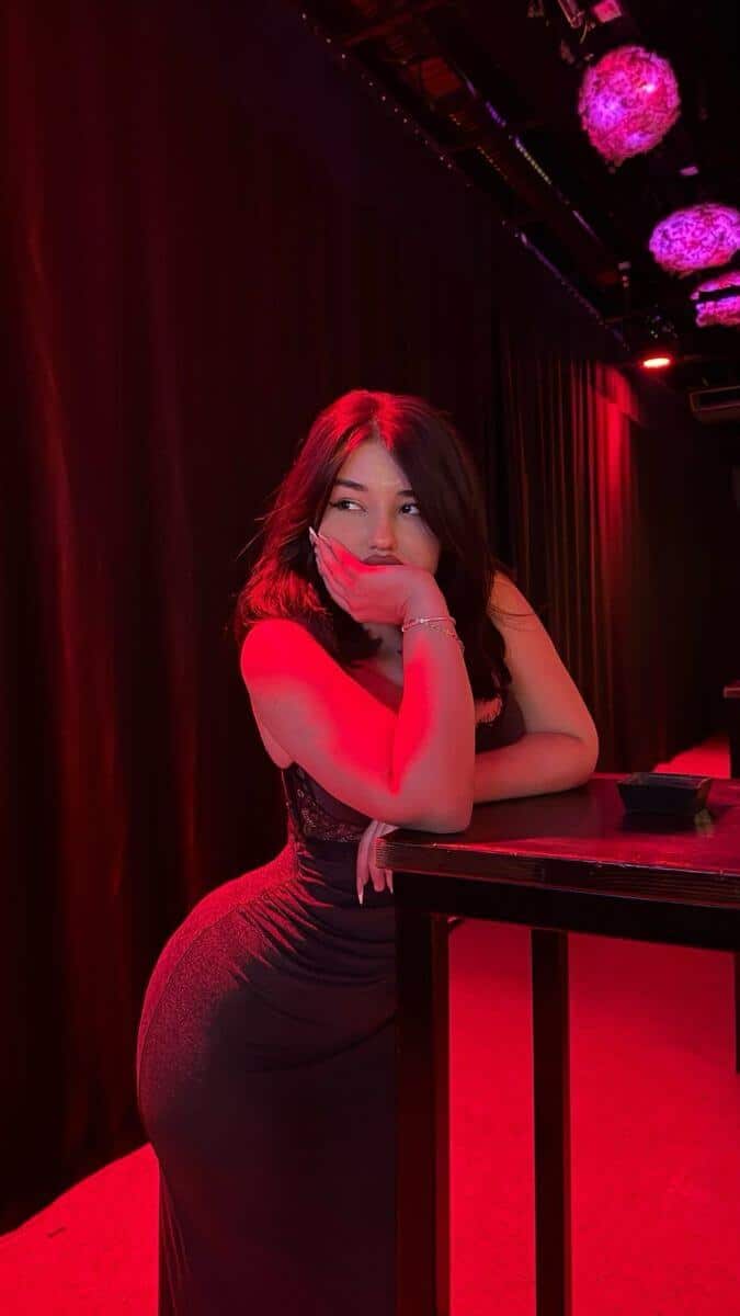 call girls in Lahore – call girl listings for discreet hotel-district meets when allowed – photo 1 (image 36)